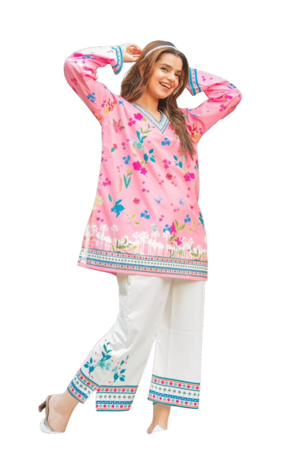 romaisa pic 5 photoroom